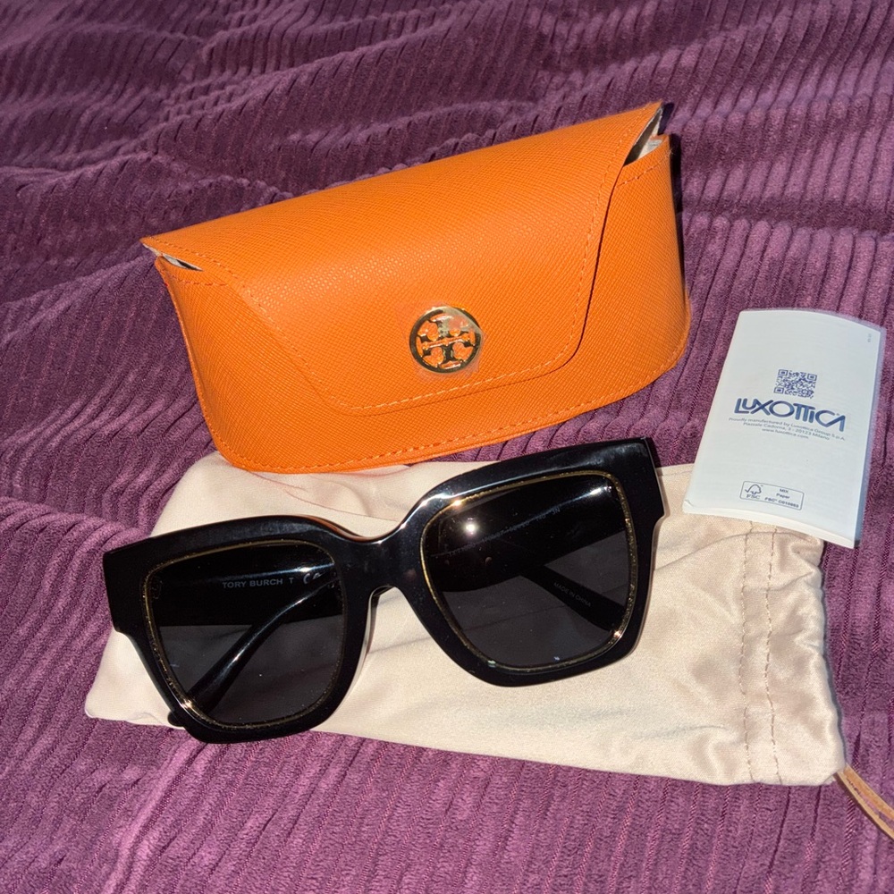 Tory Burch Black Sunglasses with slip in case as well as orange case! TY 7180U